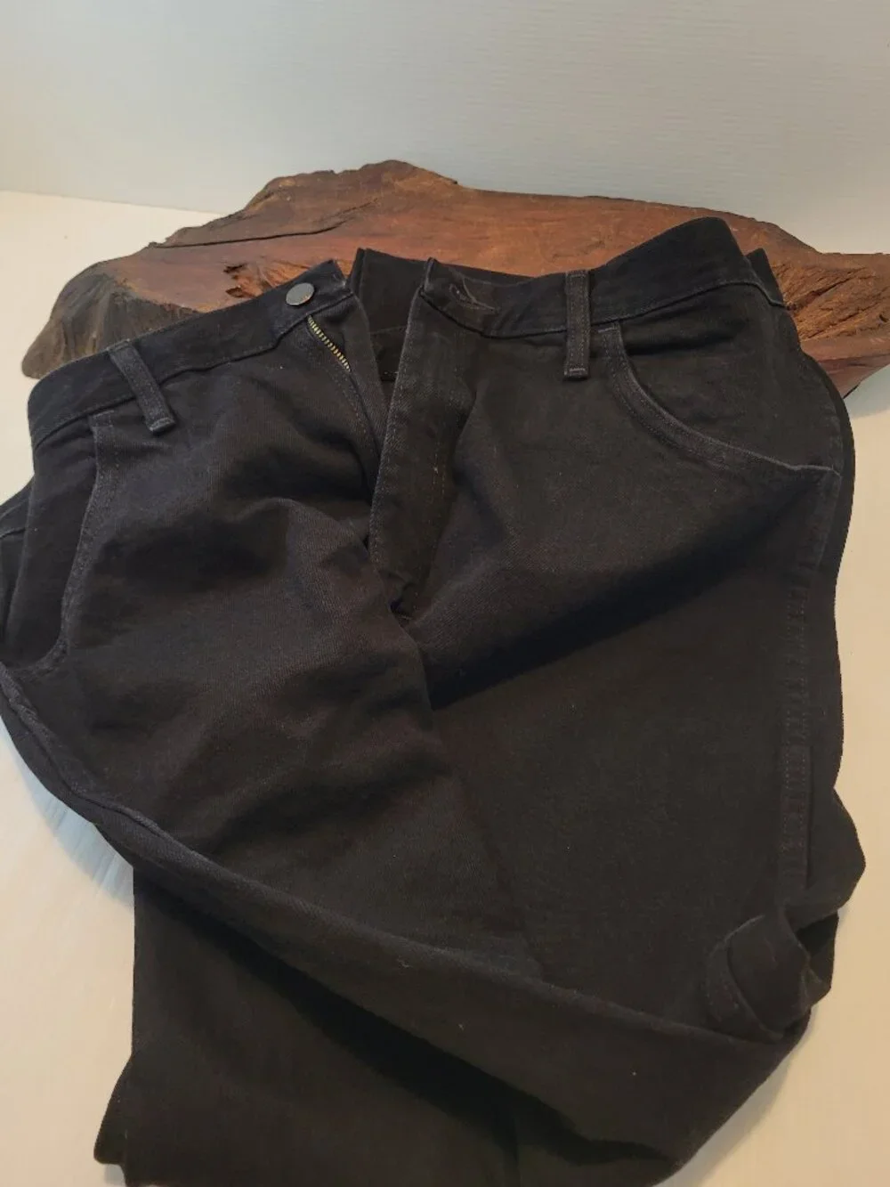 Rustler Wrangler Regular Fit Strait Leg Black 38x 32